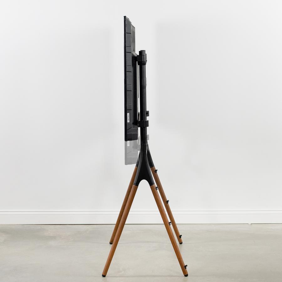 STAND-TV70A_05b_900x